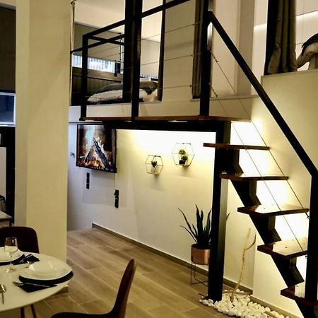 Апартаменты Cosy Loft Патра Экстерьер фото