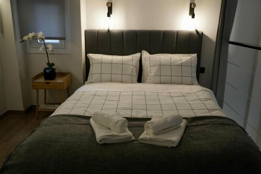 Апартаменты Cosy Loft Патра Экстерьер фото