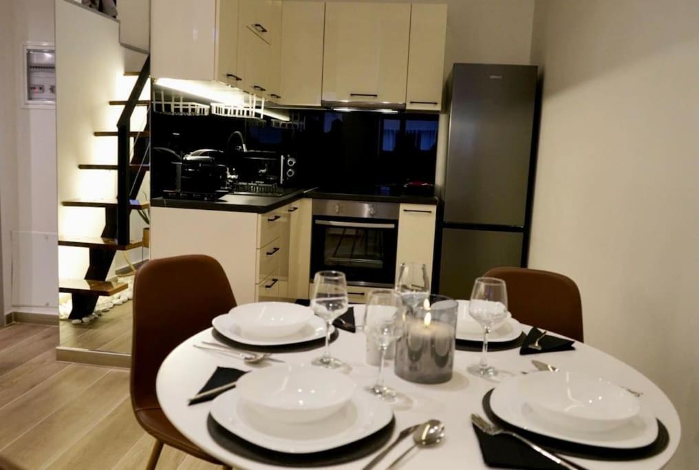 Апартаменты Cosy Loft Патра Экстерьер фото